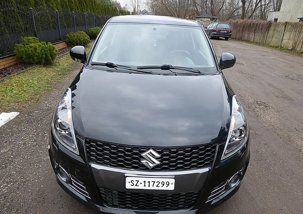Suzuki Swift cena 28900 przebieg: 136000, rok produkcji 2012 z Radom małe 301
